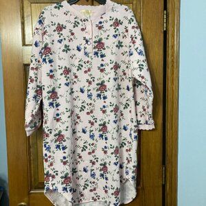 NWOT * Nightshirt